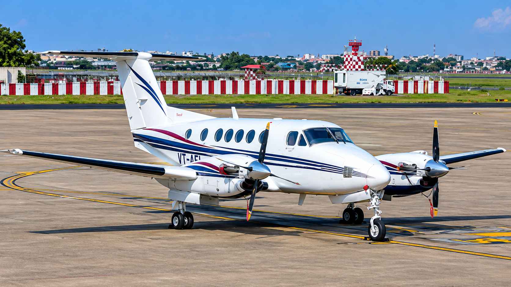 Beechcraft King Air 200 Cabin & Exterior
